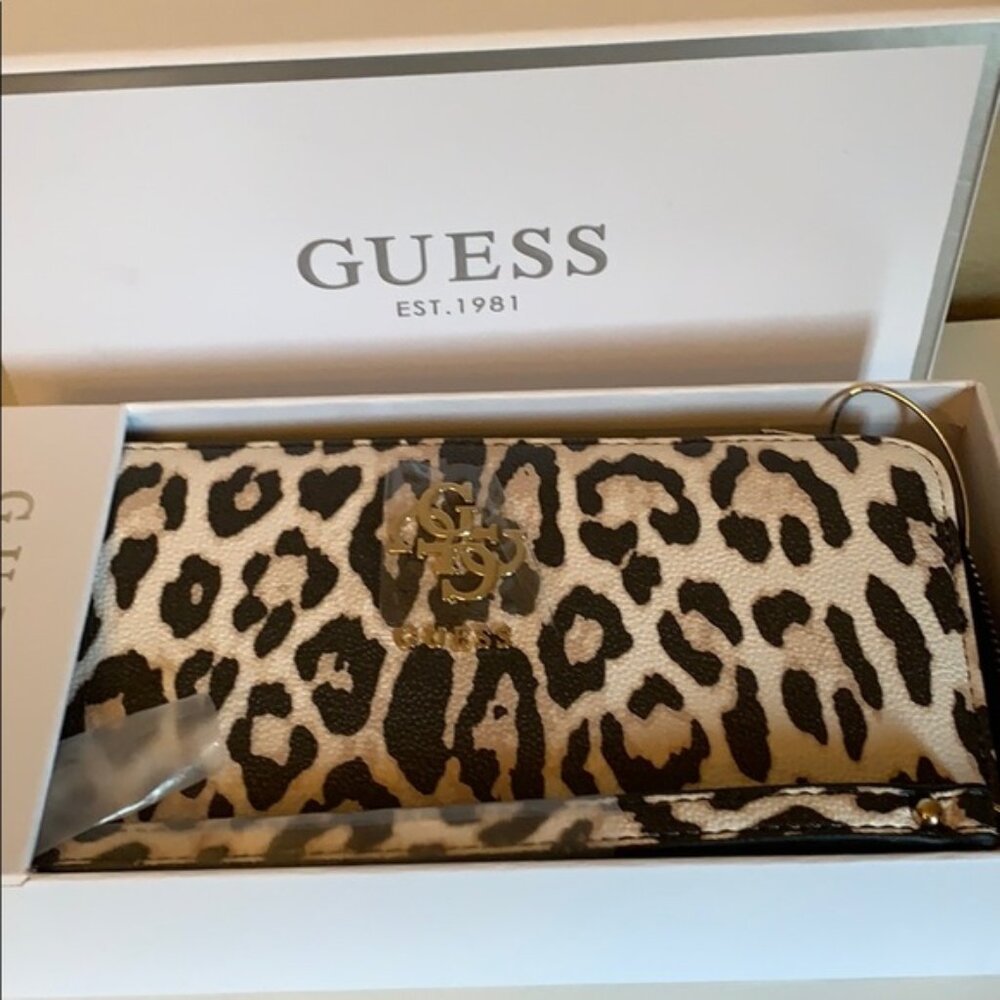Guess Wallet